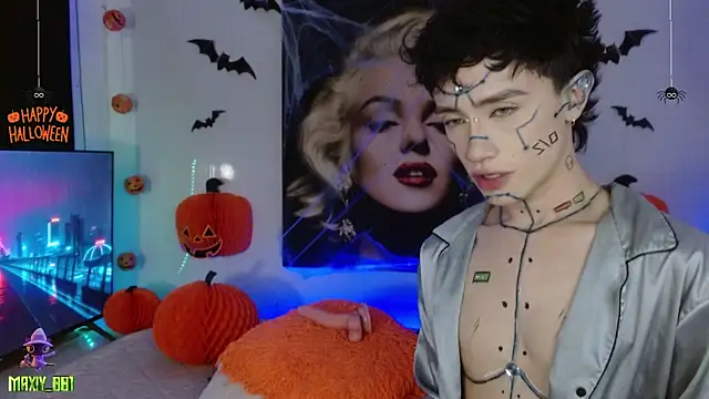 Snapshot of maxiy_001 chatting on October 13, 2025, 1:27 am maxiy 001 online show from October 13, 2025, 1:27 am