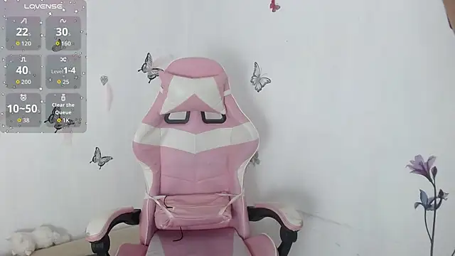 helen kinett online show from October 30, 2025, 2:18 pm