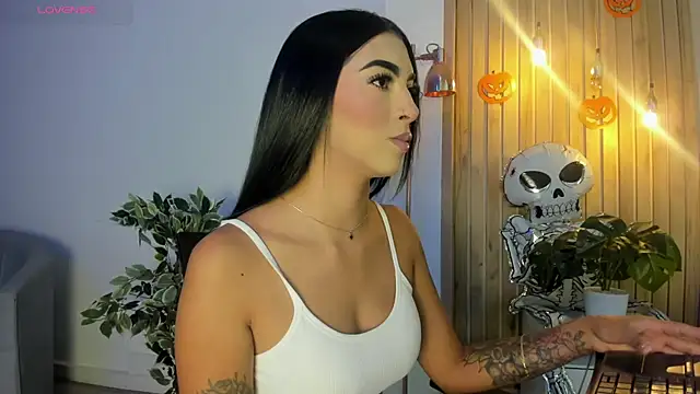 Snapshot of AriRobert_ chatting on October 22, 2025, 3:40 am AriRobert online show from October 22, 2025, 3:40 am