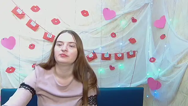 Snapshot of FreyaDak chatting on February 18, 2025, 3:21 am FreyaDak online show from February 18, 2025, 3:21 am