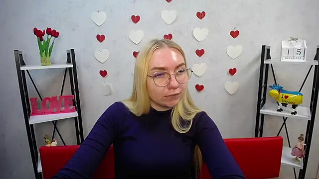 Snapshot of BeatriceFly chatting on December 15, 2024, 7:46 am BeatriceFly online show from December 15, 2024, 7:46 am