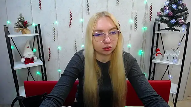 Snapshot of BeatriceFly chatting on January 11, 2025, 6:14 am BeatriceFly online show from January 11, 2025, 6:14 am