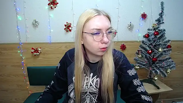 Snapshot of BeatriceFly chatting on January 19, 2025, 6:09 am BeatriceFly online show from January 19, 2025, 6:09 am