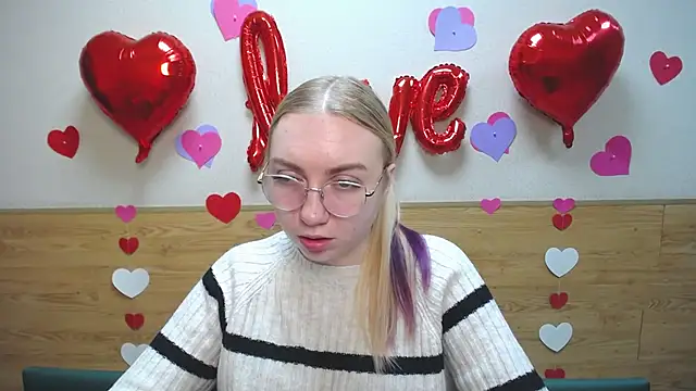 Snapshot of BeatriceFly chatting on January 26, 2025, 10:23 am BeatriceFly online show from January 26, 2025, 10:23 am