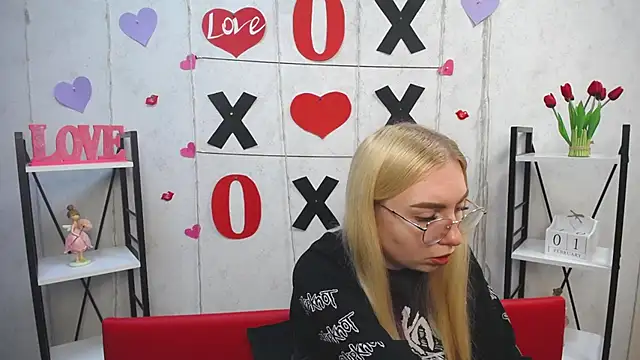 Snapshot of BeatriceFly chatting on February 1, 2025, 1:41 pm BeatriceFly online show from February 1, 2025, 1:41 pm