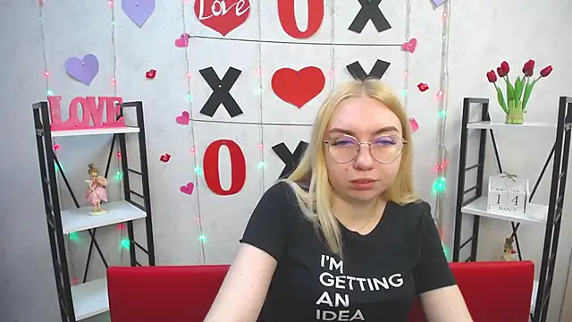 Snapshot of BeatriceFly chatting on March 15, 2025, 6:47 am BeatriceFly online show from March 15, 2025, 6:47 am