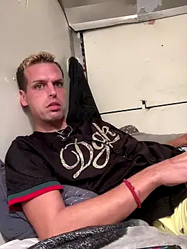 Dreagon79 online show from September 20, 2025, 9:10 am