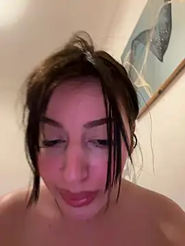 Snapshot of Hot_malak chatting on March 14, 2025, 3:37 am Hot malak online show from March 14, 2025, 3:37 am