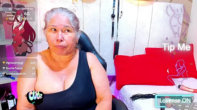 girl amada online show from January 23, 2025, 8:25 am