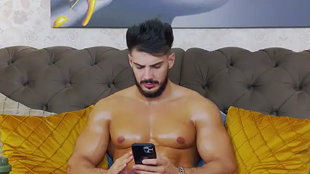 Snapshot of DustinKeent chatting on December 2, 2024, 8:55 pm DustinKeent online show from December 2, 2024, 8:55 pm