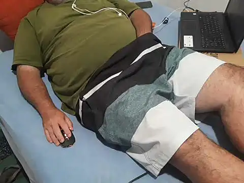 mfreitas005 online show from January 10, 2025, 12:27 am