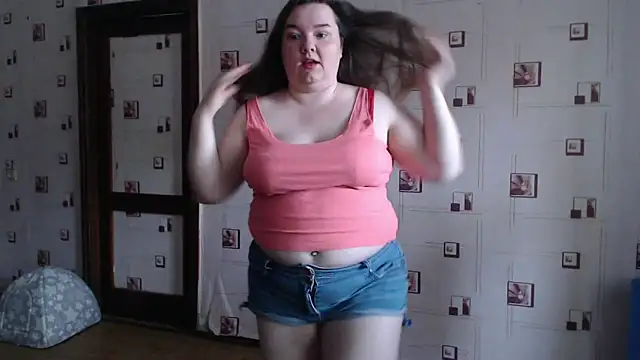 Snapshot of TasyaBigTTs chatting on December 14, 2024, 11:50 am TasyaBigTTs online show from December 14, 2024, 11:50 am