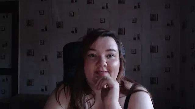 Snapshot of TasyaBigTTs chatting on July 6, 2026, 5:37 pm TasyaBigTTs online show from July 6, 2026, 5:37 pm