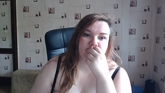 Snapshot of TasyaBigTTs chatting on July 11, 2026, 9:12 am TasyaBigTTs online show from July 11, 2026, 9:12 am