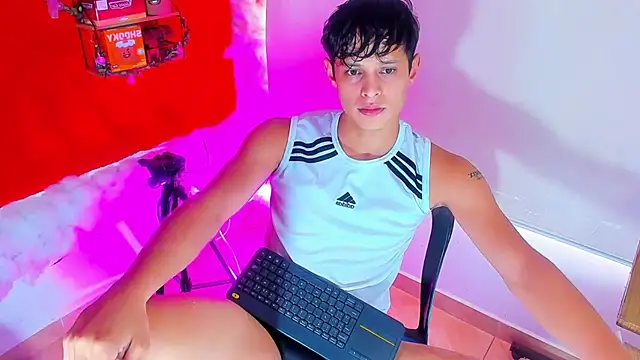 LilOwen  online show from October 1, 2025, 6:03 pm