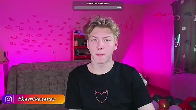 Snapshot of TheMikeSever chatting on December 15, 2024, 4:18 am TheMikeSever online show from December 15, 2024, 4:18 am