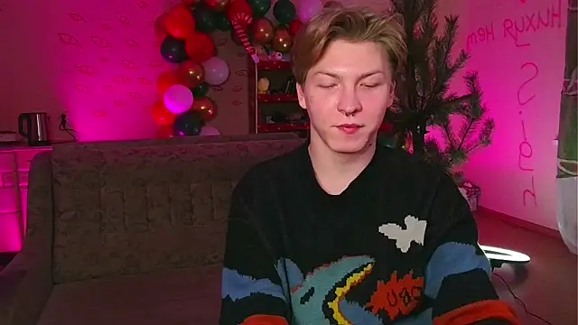 Snapshot of TheMikeSever chatting on January 5, 2025, 6:02 pm TheMikeSever online show from January 5, 2025, 6:02 pm