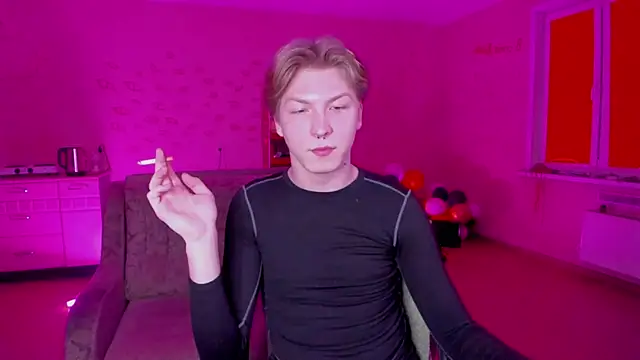 Snapshot of TheMikeSever chatting on February 8, 2025, 5:08 pm TheMikeSever online show from February 8, 2025, 5:08 pm