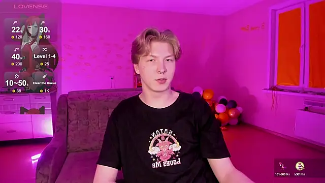 Snapshot of TheMikeSever chatting on February 10, 2025, 11:02 pm TheMikeSever online show from February 10, 2025, 11:02 pm