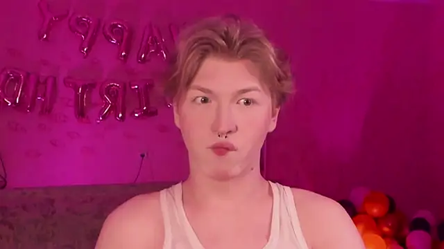 Snapshot of TheMikeSever chatting on February 20, 2025, 5:18 pm TheMikeSever online show from February 20, 2025, 5:18 pm