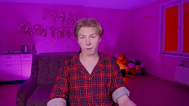 Snapshot of TheMikeSever chatting on February 26, 2025, 5:07 pm TheMikeSever online show from February 26, 2025, 5:07 pm