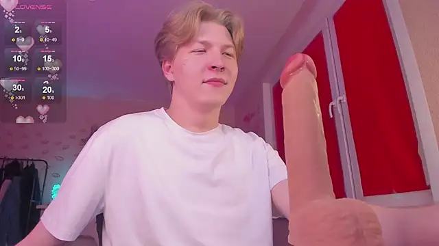 Snapshot of TheMikeSever chatting on September 14, 2025, 5:45 pm TheMikeSever online show from September 14, 2025, 5:45 pm