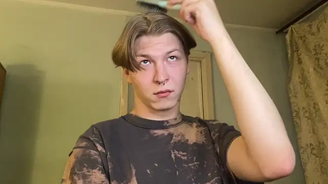 Snapshot of TheMikeSever chatting on October 1, 2025, 12:16 am TheMikeSever online show from October 1, 2025, 12:16 am