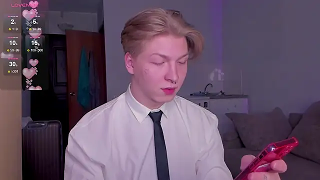 Snapshot of TheMikeSever chatting on November 15, 2025, 10:23 am TheMikeSever online show from November 15, 2025, 10:23 am