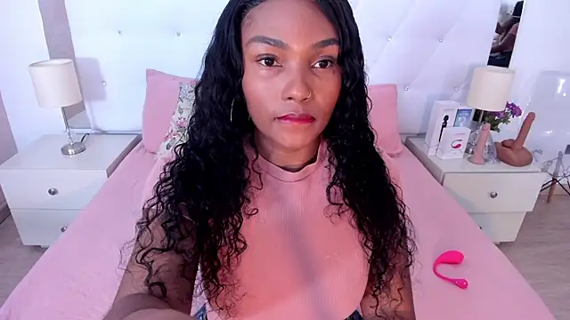 Isla Scott online show from October 8, 2025, 11:19 am