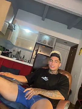 Dominiofit online show from October 27, 2025, 1:53 am