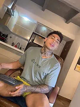 Dominiofit online show from November 17, 2025, 1:22 am