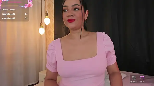 CherylFoster online show from October 6, 2025, 9:01 pm