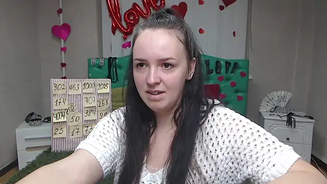 IsabelBlackberry online show from October 6, 2025, 6:33 am