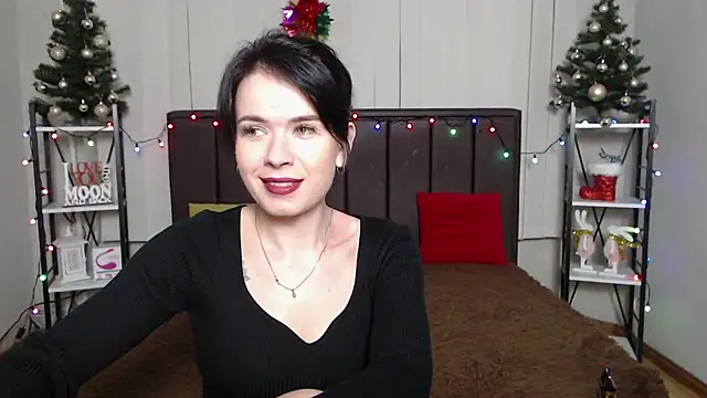 JasmineKouch online show from December 26, 2024, 12:25 am