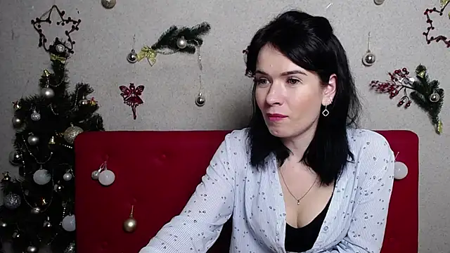 JasmineKouch online show from December 28, 2024, 3:37 am