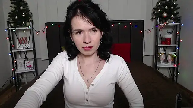 JasmineKouch online show from December 29, 2024, 3:33 am