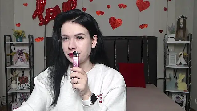 JasmineKouch online show from February 17, 2026, 6:14 pm