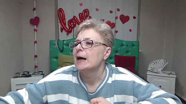 EmiliaGree online show from March 19, 2026, 6:01 pm