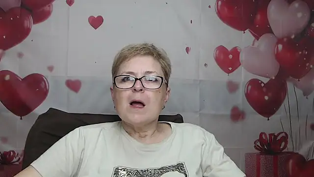 Snapshot of EmiliaGree chatting on May 29, 2026, 5:00 pm EmiliaGree online show from May 29, 2026, 5:00 pm