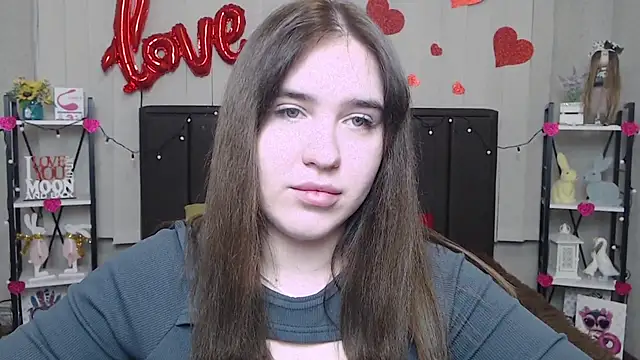 LauraHlot online show from February 23, 2025, 12:30 am