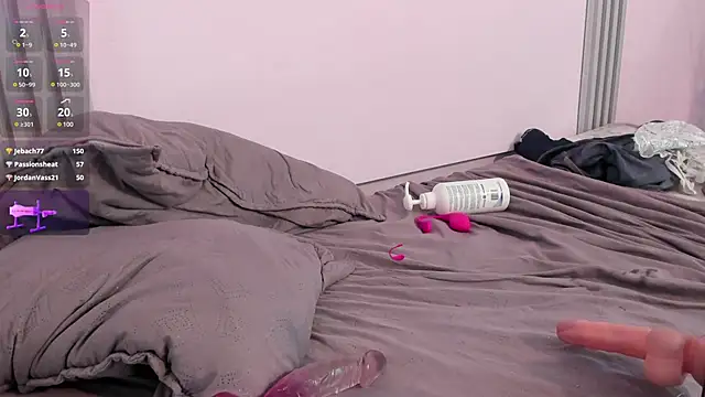 Sofia  rivera online show from December 14, 2024, 9:56 pm