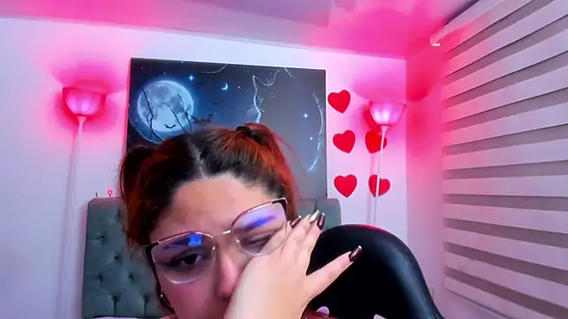 Camiila Osorio online show from March 14, 2025, 3:37 am