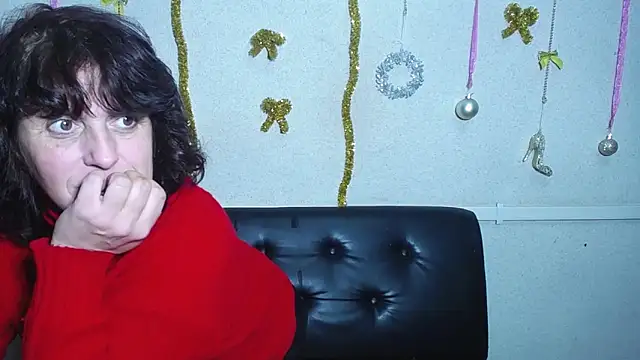 LuciaMii online show from December 28, 2024, 12:15 am