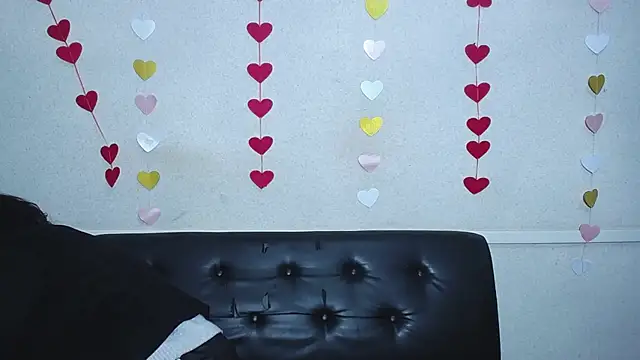 LuciaMii online show from February 1, 2025, 6:29 pm