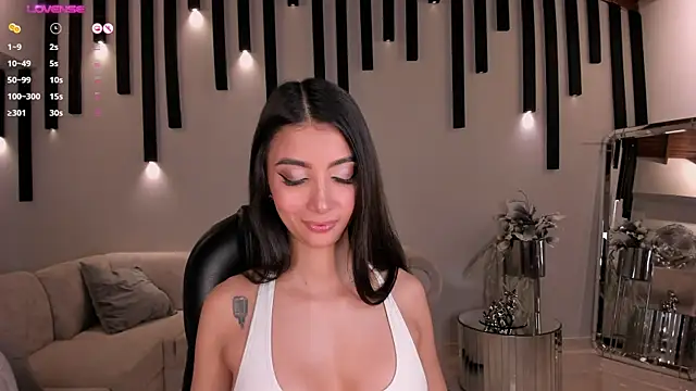 ValeriaVelvet online show from February 13, 2025, 5:54 pm