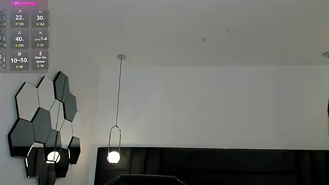 ValeriaVelvet online show from January 14, 2026, 12:11 pm