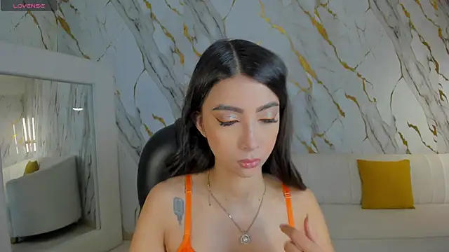 Snapshot of ValeriaVelvet chatting on June 15, 2026, 12:18 pm ValeriaVelvet online show from June 15, 2026, 12:18 pm