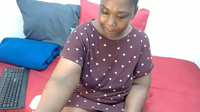 Thickchocolatex2 online show from September 30, 2025, 9:58 am