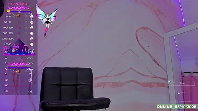 Karla-Ebony online show from October 5, 2025, 2:04 pm