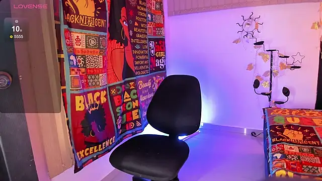 Snapshot of KenyaMystic chatting on January 31, 2025, 9:26 pm KenyaMystic online show from January 31, 2025, 9:26 pm